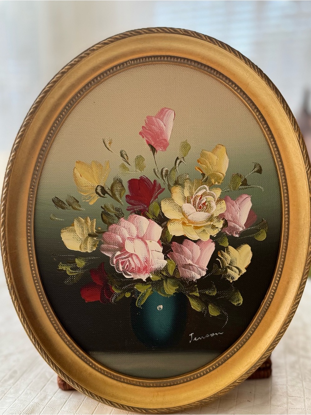 Vintage original oil painting sign by Jensen med century, flowers oval goldframe